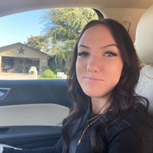 Meet your Posher, Anne